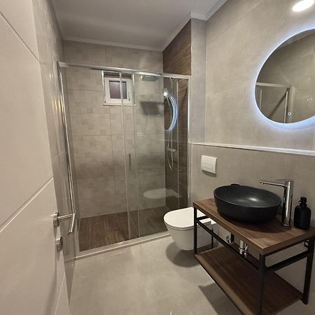 Indy'S Beach Apartments Dubrovnik Eksteriør billede